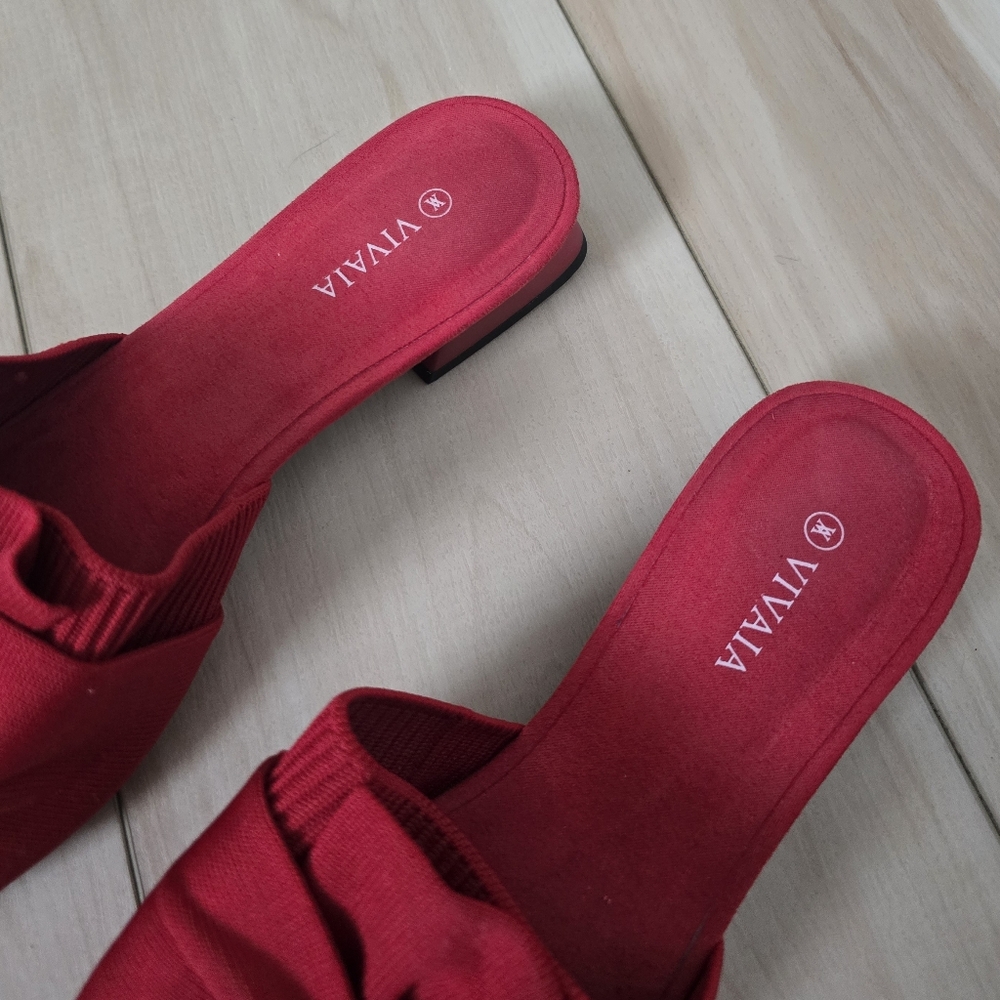 Vivaia Pointed-Toe Knot Sandals (Yaffa) - Picture 6 of 12